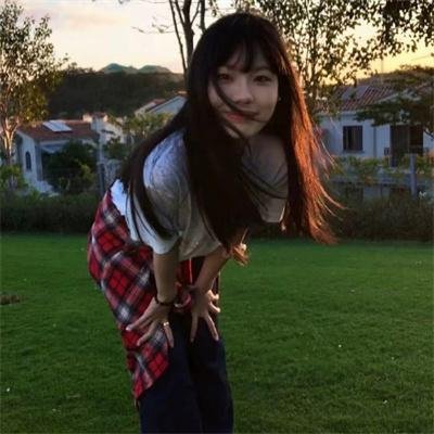 裸女怀春